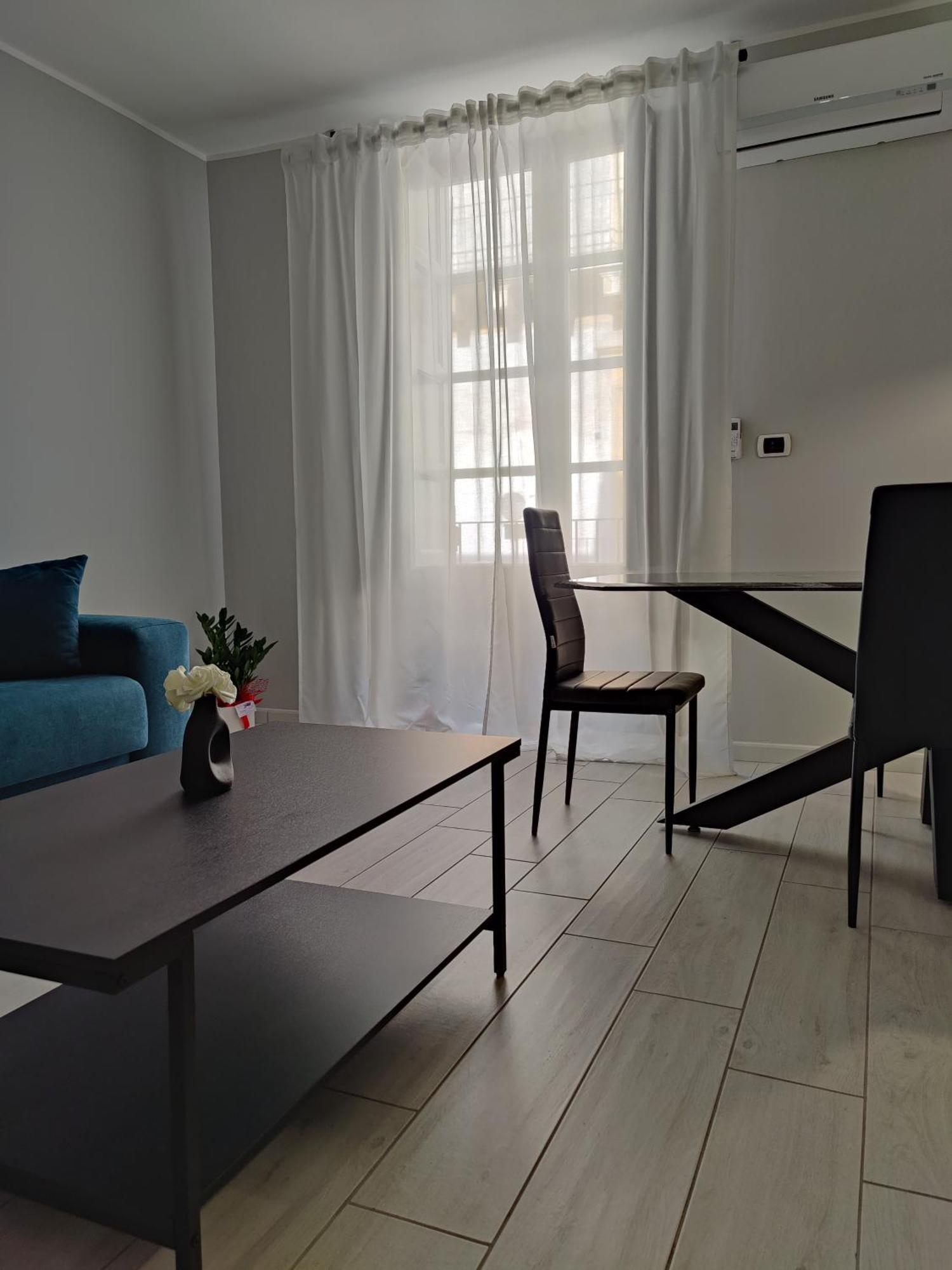 Delph'S House Apartment Catania Exterior photo